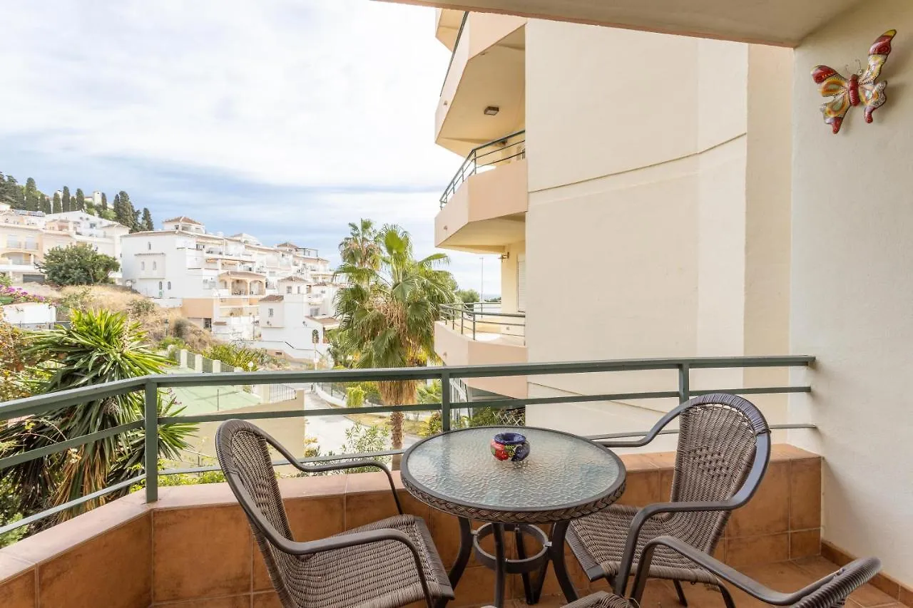 Two Bed Apartment Near Burriana Nerja Spanje