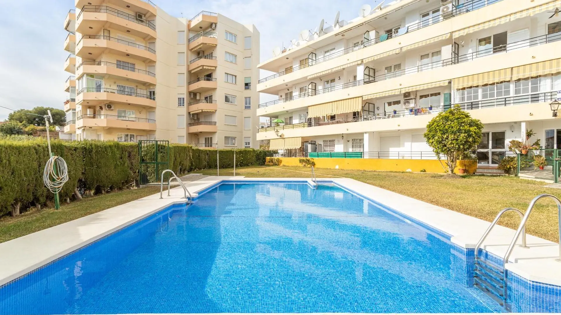 Two Bed Apartment Near Burriana ネルハ