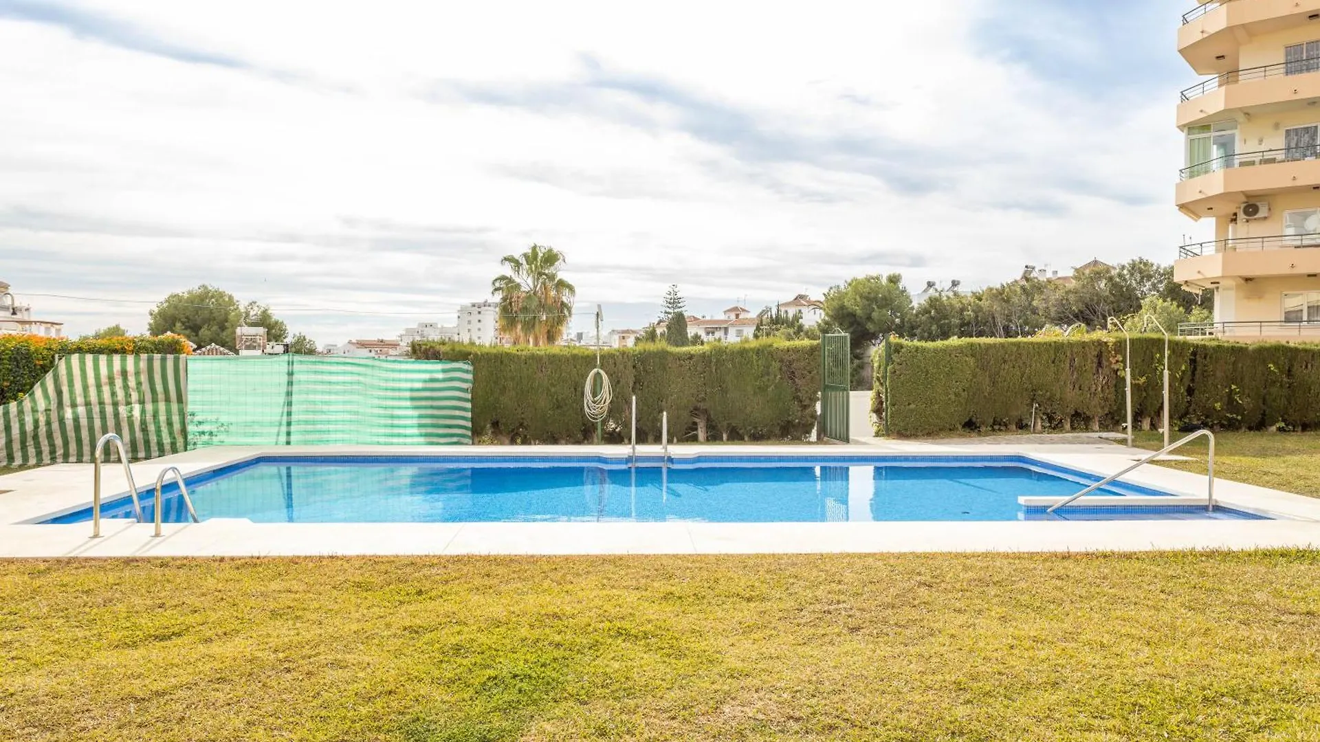 Two Bed Apartment Near Burriana ネルハ