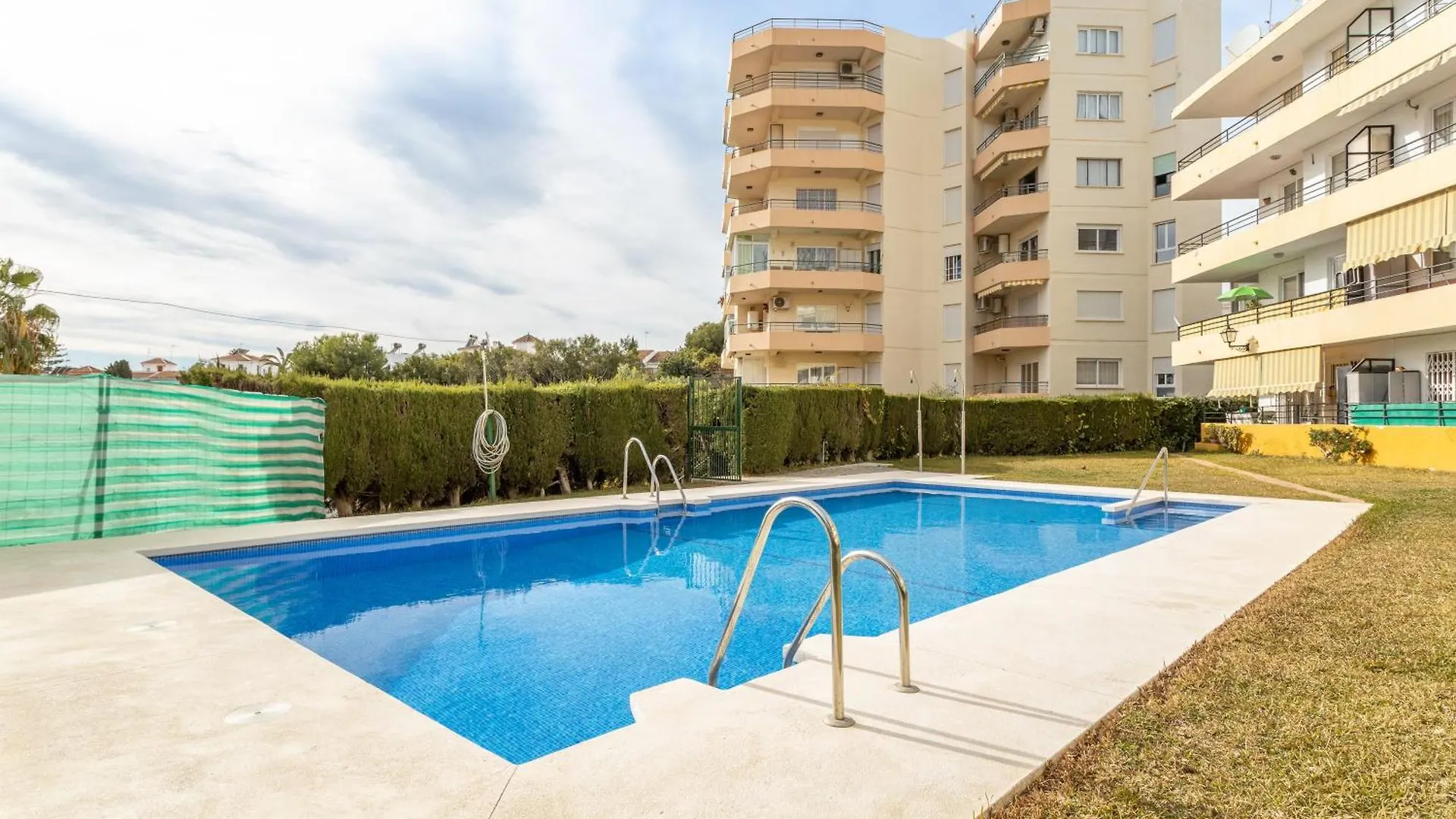 Two Bed Apartment Near Burriana ネルハ